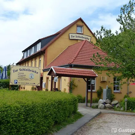 Zur Schleibruecke Apartament *